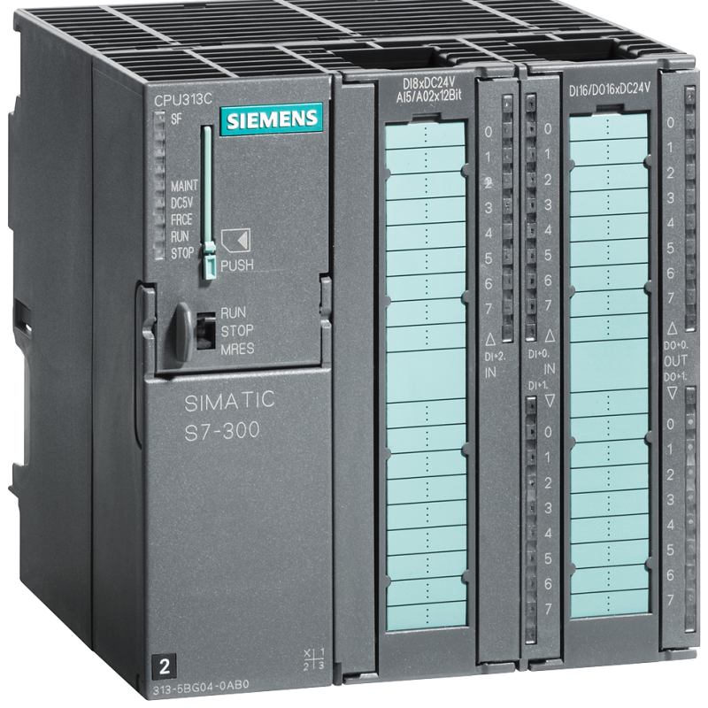 نمای نزدیک از یک سوئیچ سه فاز روی پس زمینه سفید