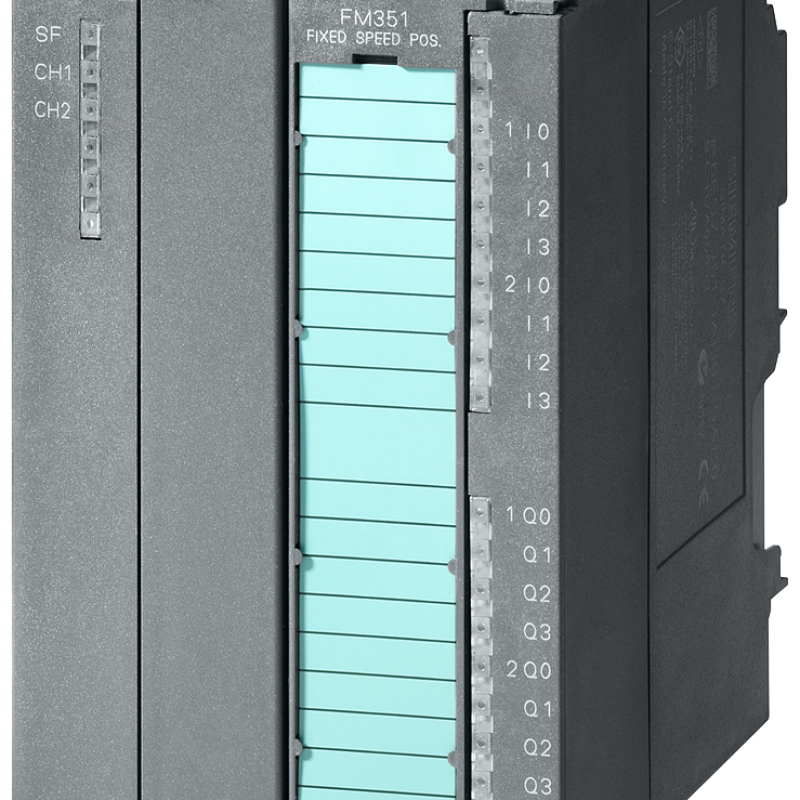 نمای نزدیک از پردازنده کامپیوتر با صفحه نمایش آبی