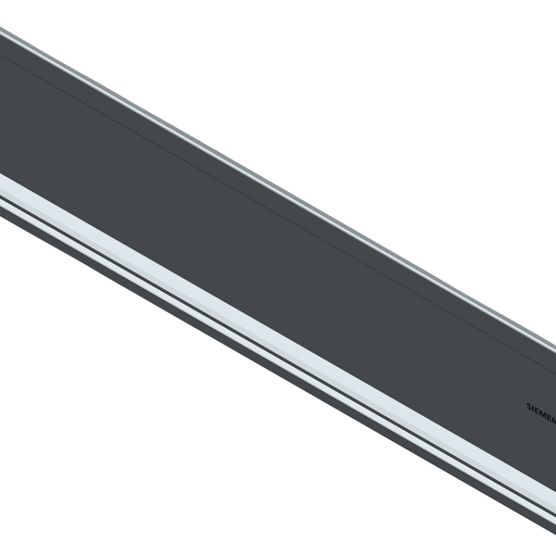 نمای نزدیک از یک نوار فلزی با پس زمینه سیاه