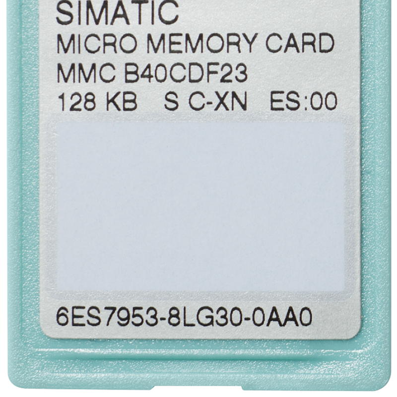 نمای نزدیک از یک کارت حافظه با برچسب روی آن