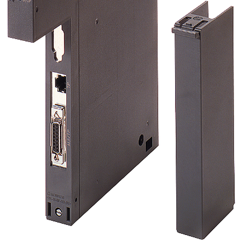 نمای نزدیک از یک دستگاه کامپیوتری با هارد دیسک متصل