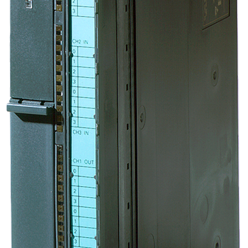 نمای نزدیک از یک دستگاه فلزی با صفحه آبی