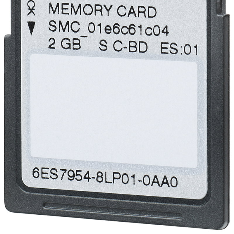 نمای نزدیک از یک کارت حافظه با برچسب روی آن