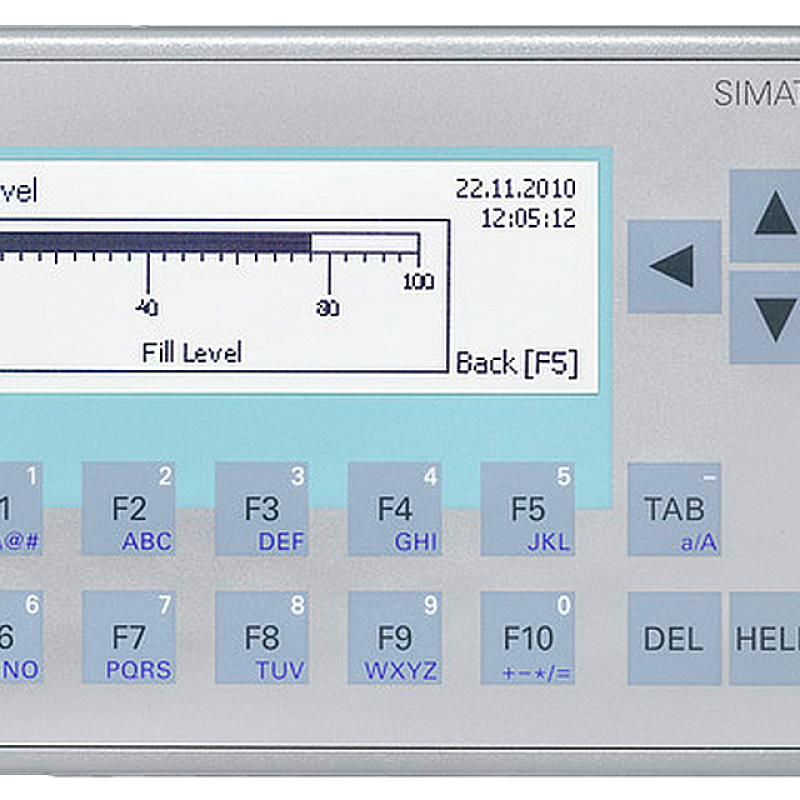 نمای نزدیک از یک کنترل پنل با ساعت روی آن