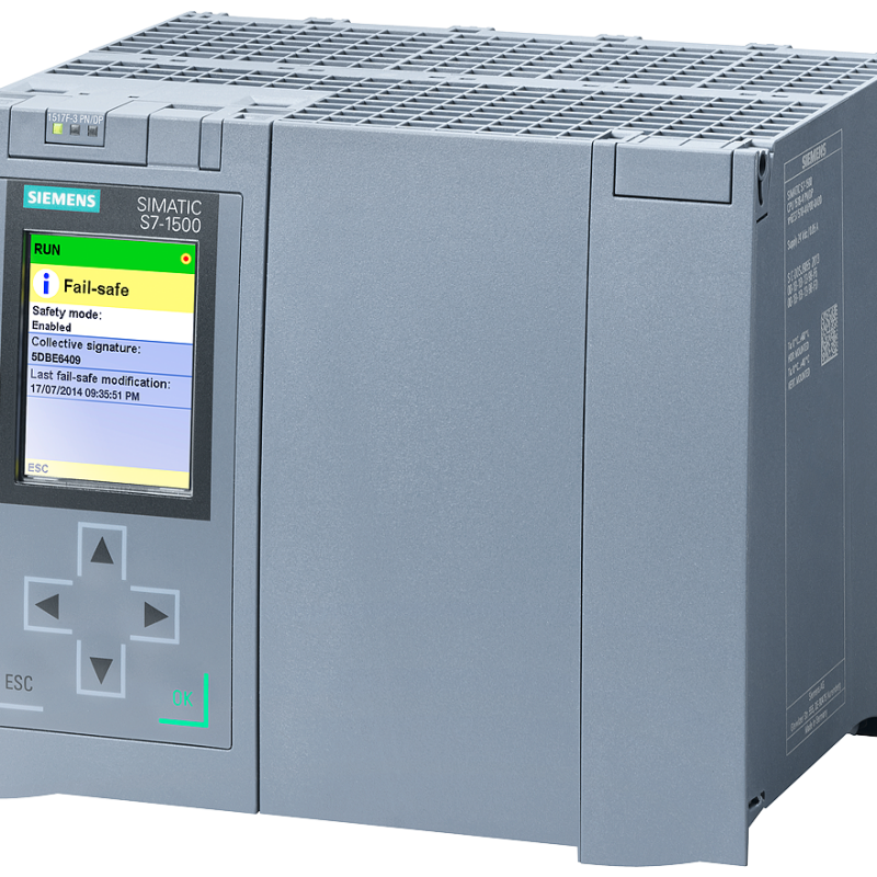 نمای نزدیک از یک کنترل پنل با یک صفحه نمایش روی آن