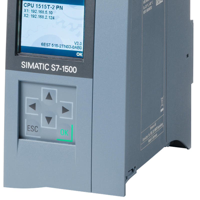 نمای نزدیک از یک کنترل پنل با نمایشگر دیجیتال