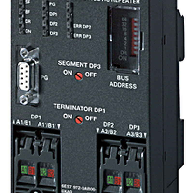 نمای نزدیک از یک کنترل پنل با دو سوئیچ و دو سوئیچ