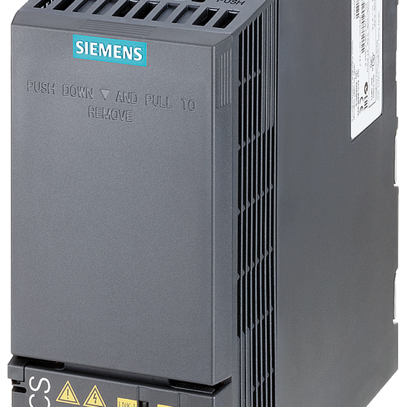 نمای نزدیک از یک منبع تغذیه با پس زمینه سیاه