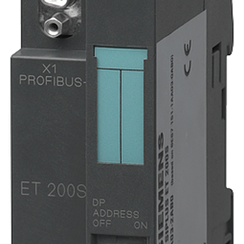 نمای نزدیک از یک دستگاه کوچک مشکی و صنعتی با دکمه آبی